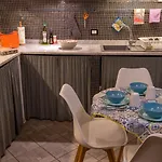 La Casa Delle Pietre Parlanti - Casa In Pietra Ai Piedi Del Parco Delle 5 Terre Bed & Breakfast