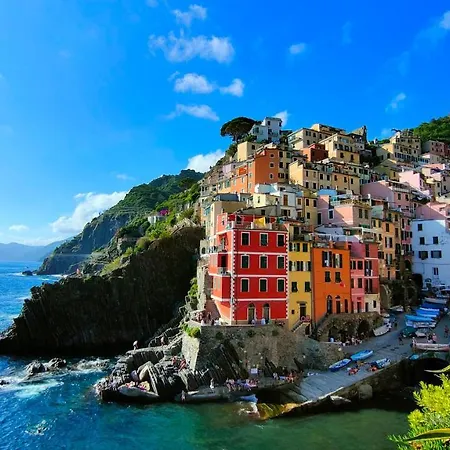 Nocleg ze śniadaniem La Casa Delle Pietre Parlanti - Casa In Pietra Ai Piedi Del Parco Delle 5 Terre 3*