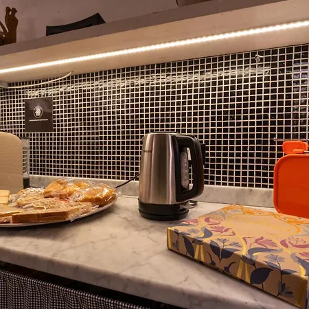 La Casa Delle Pietre Parlanti - Casa In Pietra Ai Piedi Del Parco Delle 5 Terre 3*