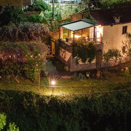 Nocleg ze śniadaniem La Casa Delle Pietre Parlanti - Casa In Pietra Ai Piedi Del Parco Delle 5 Terre