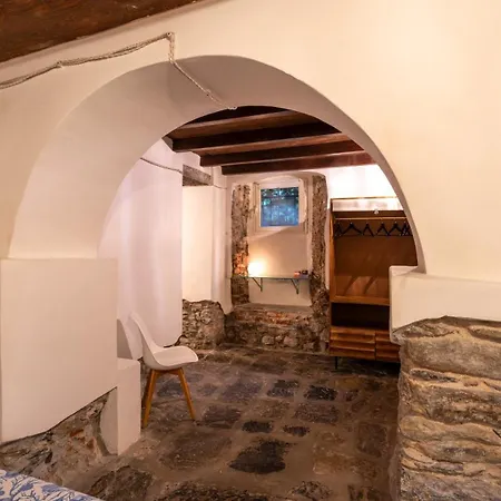 La Casa Delle Pietre Parlanti - Casa In Pietra Ai Piedi Del Parco Delle 5 Terre La Spezia