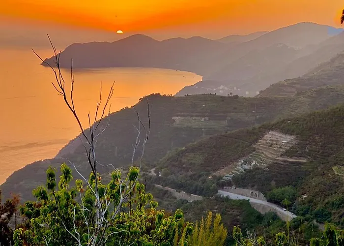 Bed & Breakfast La Casa Delle Pietre Parlanti - Casa In Pietra Ai Piedi Del Parco Delle 5 Terre La Spezia