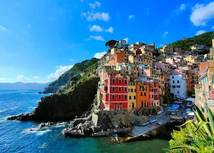 Bed & Breakfast La Casa Delle Pietre Parlanti - Casa In Pietra Ai Piedi Del Parco Delle 5 Terre 3*