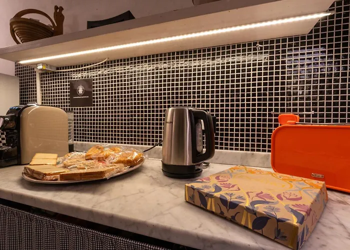 La Casa Delle Pietre Parlanti - Casa In Pietra Ai Piedi Del Parco Delle 5 Terre 3*