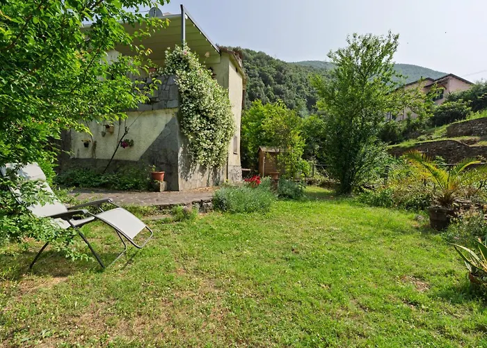 La Casa Delle Pietre Parlanti - Casa In Pietra Ai Piedi Del Parco Delle 5 Terre 3* La Spezia